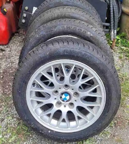SET OF 4 BMW 16in RIMS w. 205/55R16 WINTERS