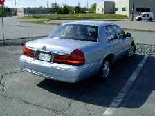 WANTED a Lincoln Town Car, 1998 or newer with 300k or less - Photo 5