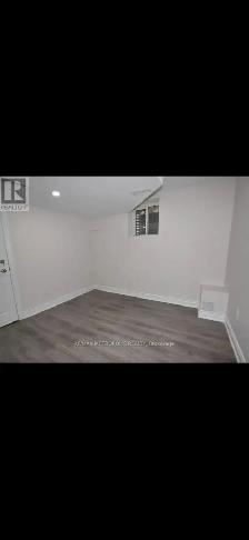 2 Bedroom Basement - Photo 6