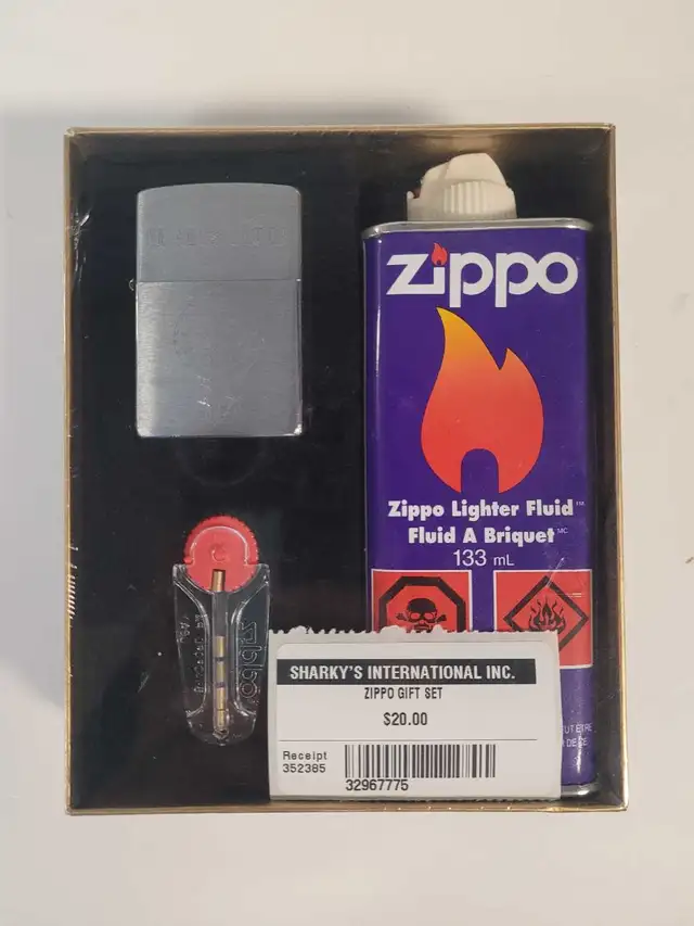 Zippo Lighter Gift Set (32967775)