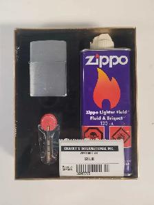 Zippo Lighter Gift Set (32967775)
