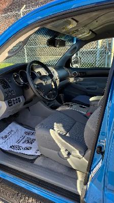 2009 Toyota Tacoma - Photo 8