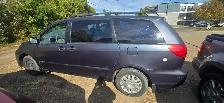 Toyota Sienna - Photo 3