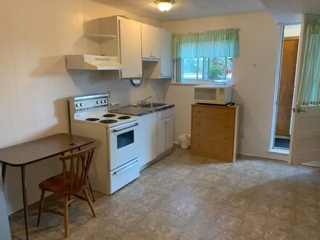 Bachelor studio à louer à la ville LaSalle