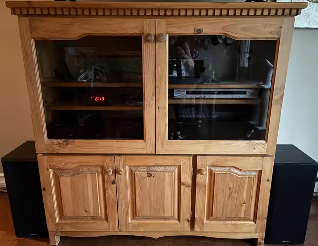 meuble télé / audio en bois franc fabriqué à la main au Québec