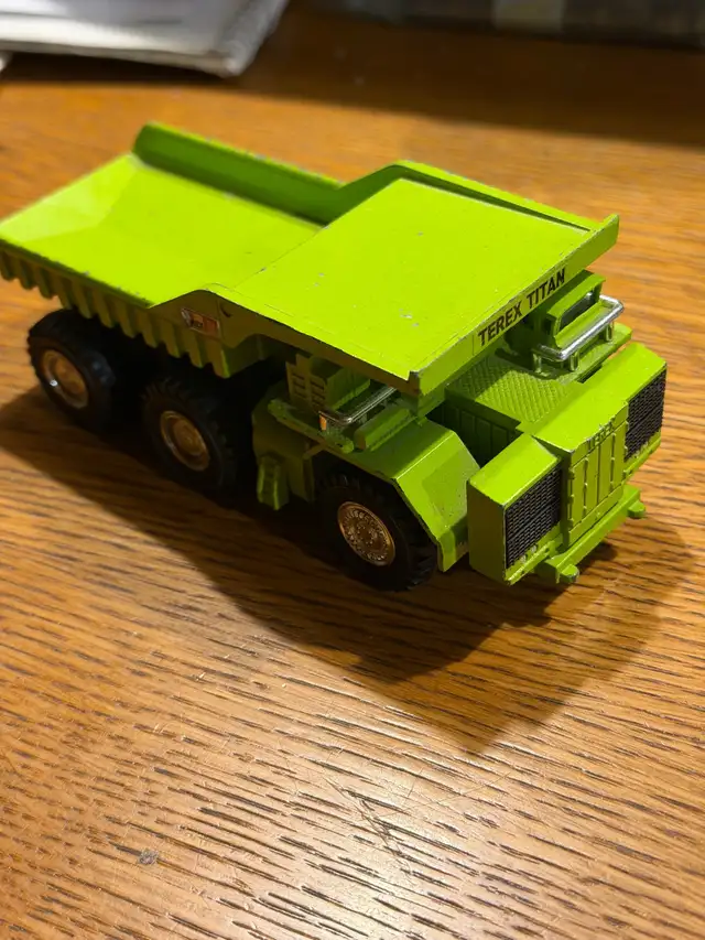 DieCast Toy Terex Titan Shinsei Mini Power