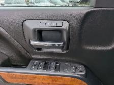 2017 Chevrolet Silverado 1500 6.2L - Photo 17