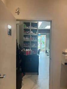 Hair Salon for Sale — 4.9★ Rated Turn-Key Business Richmond Hill - Photo 7