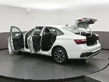 2025 Volkswagen Jetta TRENDLINE HEATED SEATS, HEATED STEERING WH - Photo 59