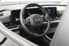 2026 Kia Carnival LX HEATED SEATS, HEATED STEERING WHEEL, APPLE - Photo 5