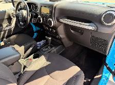 2017 JEEP WRANGLER UNLIMITED SAHARA - Photo 21