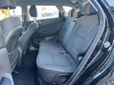 2021 Hyundai Tucson SE - Photo 17