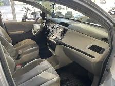 2012 Toyota Sienna CE - Photo 18