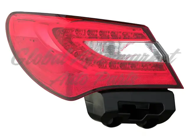 Chrysler 200 Sedan 2011-2014 Tail Lights Left and Right
