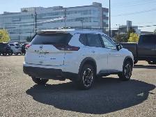 2024 Nissan Rogue SV Moonroof - Photo 7