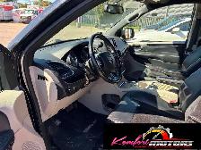 2015 Dodge Grand Caravan SXT Premium Plus - Photo 4