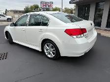 2014 Subaru Legacy 2.5i w/Limited &amp.amp. EyeSight Pkg 4dr Sdn - Photo 3