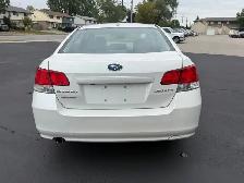 2014 Subaru Legacy 2.5i w/Limited &amp.amp. EyeSight Pkg 4dr Sdn - Photo 4