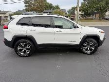 2016 Jeep Cherokee Trailhawk 4WD 4dr Trailhawk - Photo 6