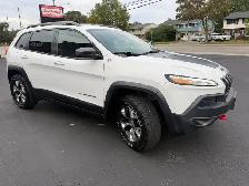 2016 Jeep Cherokee Trailhawk 4WD 4dr Trailhawk - Photo 7