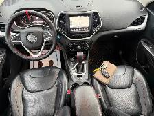 2016 Jeep Cherokee Trailhawk 4WD 4dr Trailhawk - Photo 19