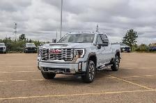 2026 GMC Sierra 3500HD Denali - Photo 4