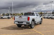 2026 GMC Sierra 3500HD Denali - Photo 9