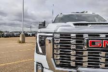 2026 GMC Sierra 3500HD Denali - Photo 11