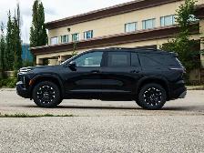 2027 Chevrolet Traverse Z71 - Photo 11
