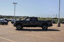 2026 GMC Sierra 2500HD AT4X - Photo 5