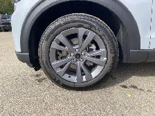 2026 Ford Explorer Active - Photo 3