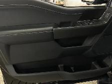 2024 Ford F-150 XLT 3.5 Eco boost Center console Big screen - Photo 14