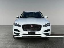 2017 Jaguar F-PACE 35t Prestige / AWD - Photo 10