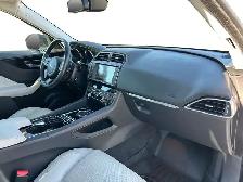 2017 Jaguar F-PACE 35t Prestige / AWD - Photo 18