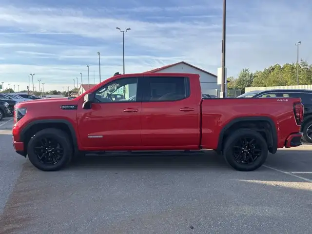 2024 GMC Sierra 1500 Elevation Crew Cab 5.5' Box 4WD | No