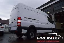 2016 Mercedes-Benz Sprinter 4X4 Diesel  144WB High Roof  3 P - Photo 7