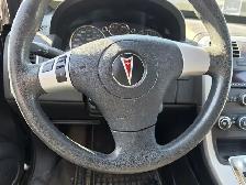 2009 Pontiac Torrent - Photo 10