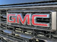 2024 GMC Sierra 2500HD AT4X - Photo 14