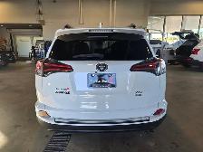 2018 Toyota RAV-4 1 Owner | 0 Accidents | New Tires - Photo 6