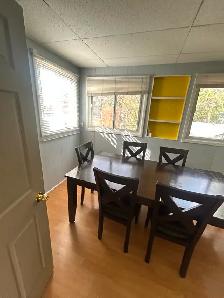 McMaster Female Student House Room for Rent (Short Term) - Photo 2