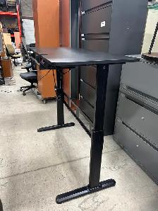 Excellent Quality Used Tables for Sale in your Budget - Call Us