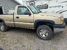 2005 Silverado 2500 HD - Photo 5