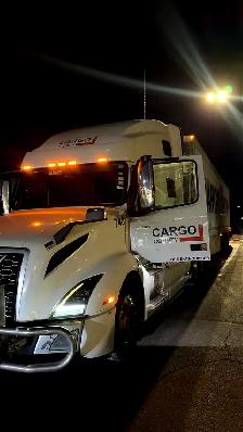 HIRING CLASS 1  DRIVERS! DAILY HOME! LONGUEIL QC TERMINAL. - Photo 5