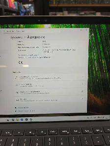 Surface I7 8GB RAM - Photo 3
