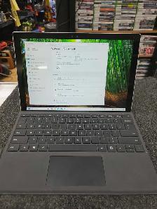 Surface I7 8GB RAM - Photo 4