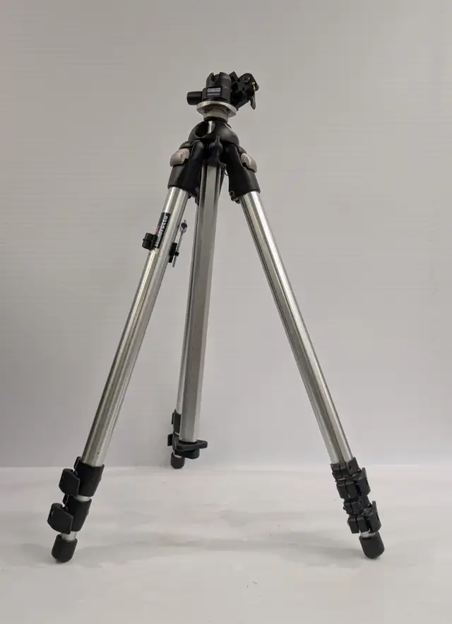 (B5182) Manfrotto stand 055pro Camera / Optics Tripods