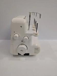 (B4023) White Superlock 2000 ATS Electronic Serger Overlock M... - Photo 3