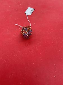 bague en stainless avec pierre mauve