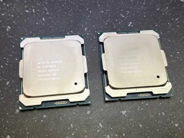 Lot of 2 x Intel Xeon E5-2687W V4 3.00GHz 12-Core LGA2011 Server