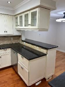 Ancaster town home, great location, newly renovated, spacious - Photo 4